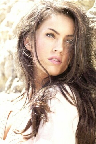 Megan Fox iPhone Wallpaper