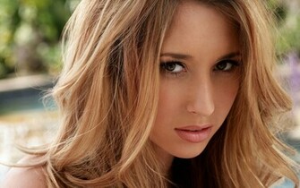 Cute Shay Laren Wallpaper