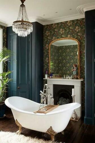 Amazing Bathroom With Wallpaper And Chandelier Over White Clawfoot