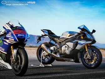 Yamaha R1 Wallpaper