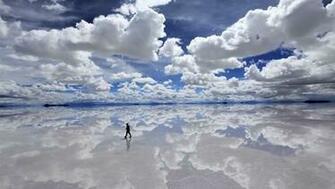 Desktop Wallpaper With Stunning Reflection Or Mirror Like Effects