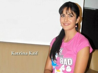 Katrina Kaif Cute Wallpaper Gallery Funnmusti Spot
