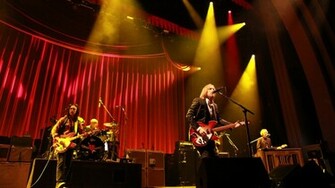 Tom Petty And The Heartbreakers Backdrop Wallpaper