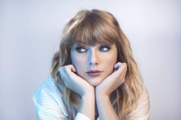 Taylor Swift Wallpaper 4k HD Background On