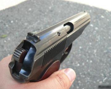 Wallpaper Makarov Pistol Pm For Android Apk