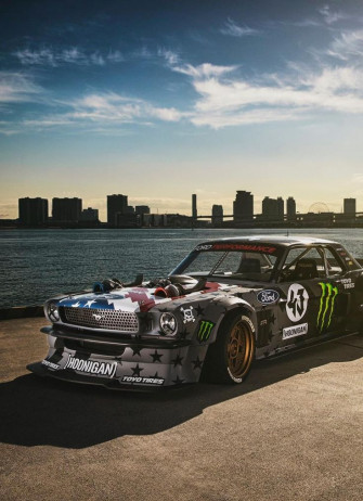 Big In Japan Ford Mustang Gt Notchback Hoonicorn V2