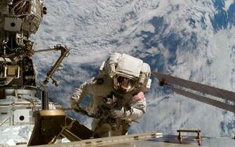 Astronaut Wallpaper Space