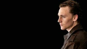 Tom Hiddleston Wallpaper