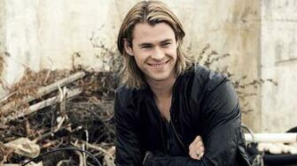 Chris Hemsworth Wallpaper Image Photos Pictures Background