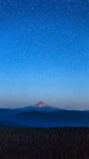 Shooting Star Over Mount Hood Wallpaper For iPhone