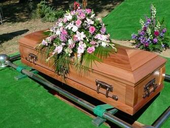 Difference Between A Coffin And Casket For Funeral