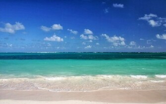 Beautiful Beach Picture Wallpaper Widescreen