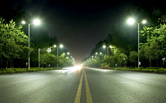 Street Light At Night Background Wallpaper