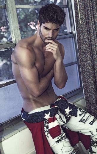Nick Bateman iPhone Sexy Wallpaper