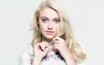 Dakota Fanning Wallpaper