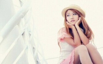 Street Beat Pure Seductive Girl HD Wallpaper