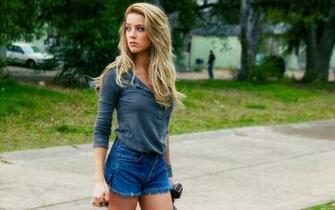 Amber Heard HD Wallpaper Background Image