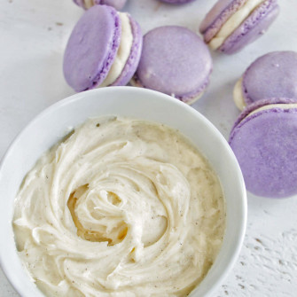 Indulge In An Unforgettable Sweetness With Buttercream Wallpaper