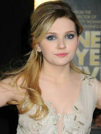 Actress Wallpaper Abigail Breslin Cute