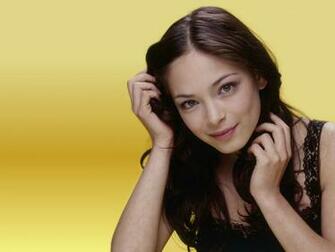 Kristin Kreuk Wallpaper Beautiful