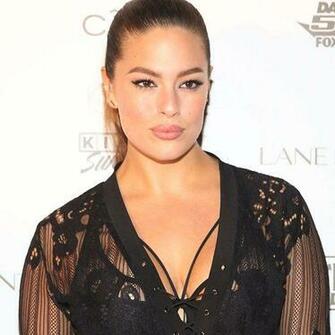Ashley Graham Wallpaper Sexy Picture In Bikini