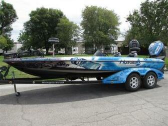 West Auctions Auction Ranger 521vx Comanche Bass Fishing