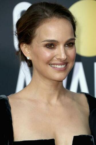 Natalie Portman Golden Globe Awards In Beverly Hills