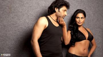 Veena Malik Wallpaper Bollywood Hungama