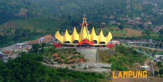 Menara Siger Moleknya Ikon Lampung Di Atas Bukit