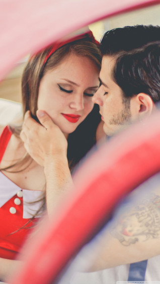 Boyfriend And Girlfriend Ultra HD Desktop Background Wallpaper For