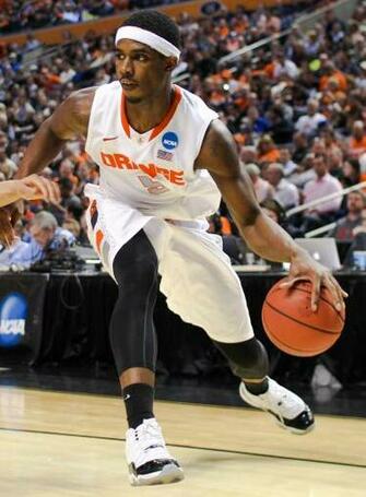 Syracuse Basketball Wallpaper Cj Fair Dribbling Cropped