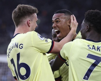 Arsenal Heads Closer To Cl Return With Win At West Ham The Star