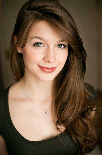 Melissa Benoist HD Wallpaper