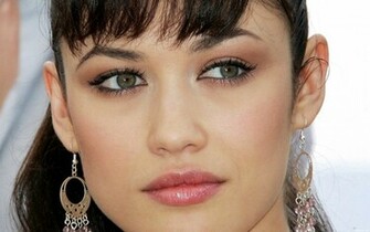Olga Kurylenko Nice HD Wallpaper