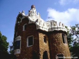 Gaudi Wallpaper Christian And Background