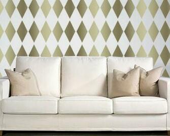Diamond Harlequin Pattern Wallpaper