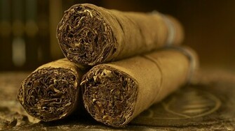 Man Made Cigar Wallpaper
