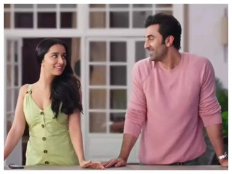 Tu Jhoothi Main Makkar Shraddha Kapoor And Ranbir Pack On