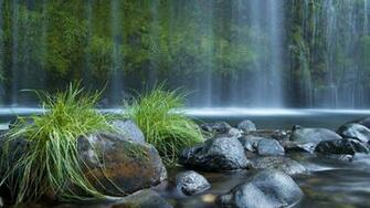 Waterfall HD Wallpaper