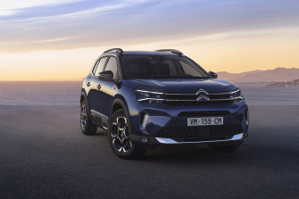 Ramping Up Of Production New C5 Aircross At The Factory