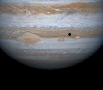 J Piter Cassini Wallpaper