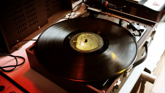 Vinyl Record Player HD Wallpaper