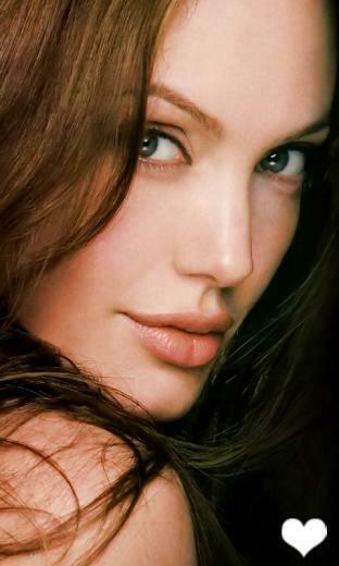 High Resolution Female Celebrity Wallpaper In HD