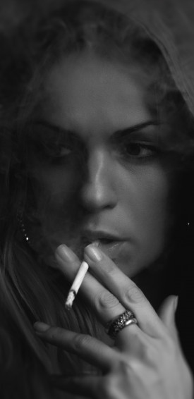 Wallpaper Id Women Smoking Phone Black And