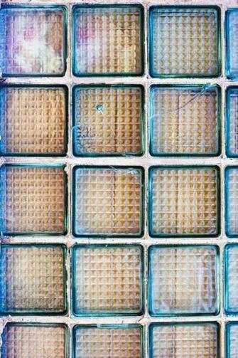 Cracked Glass Block Tile Wallpaper
