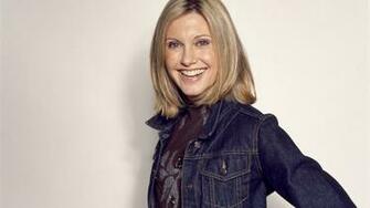 Olivia Newton John Backdrop Wallpaper