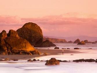 Rocky Beach Seaside Wallpaper HD