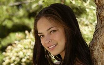 Kristin Kreuk Wallpaper Widescreen