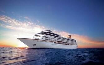 Cruise Ships Wallpaper