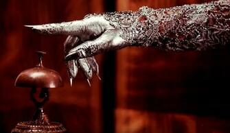 American Horror Story Hotel Link To First Ahs Season